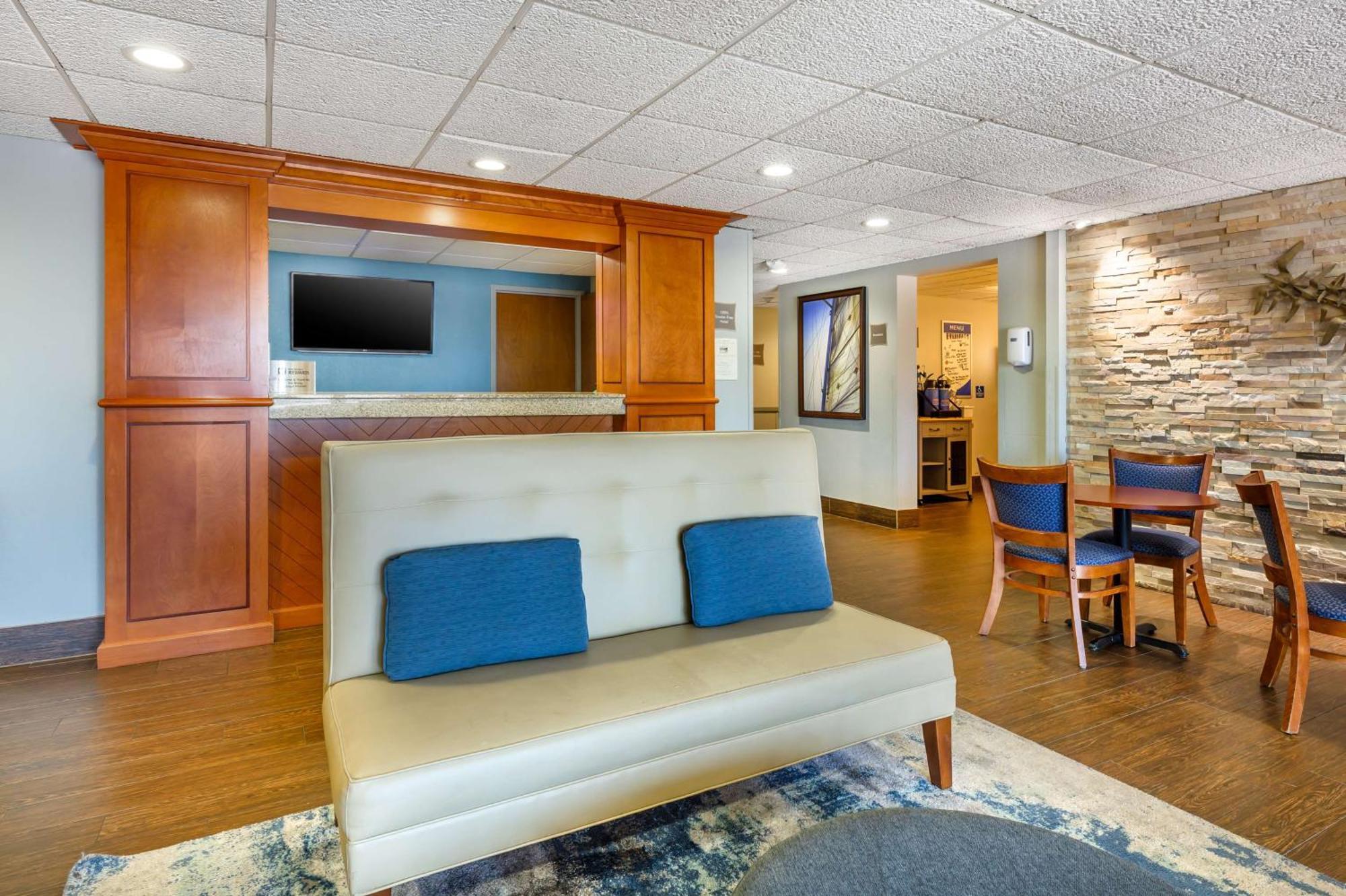Best Western Port Clinton Exterior photo