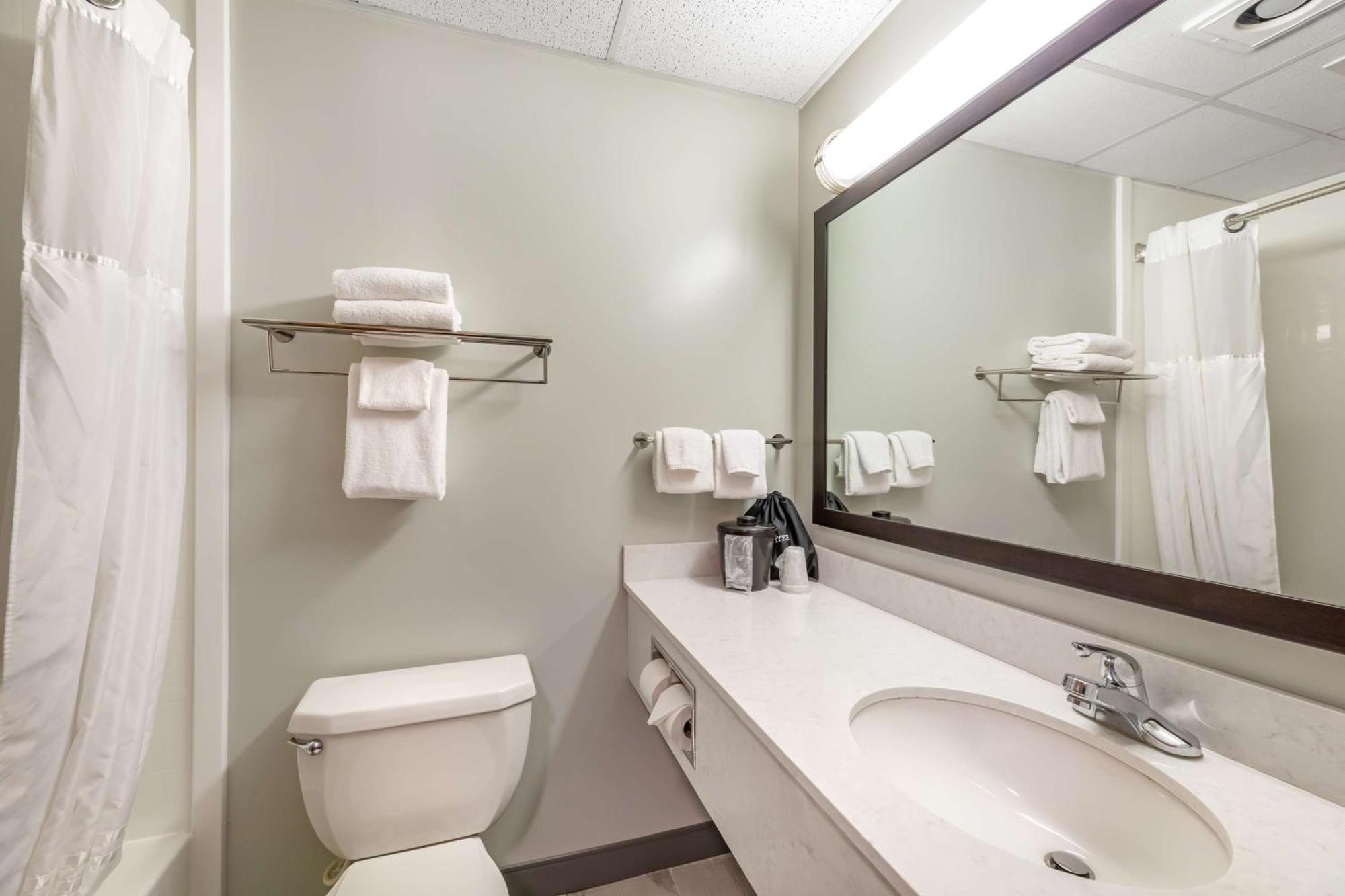 Best Western Port Clinton Exterior photo